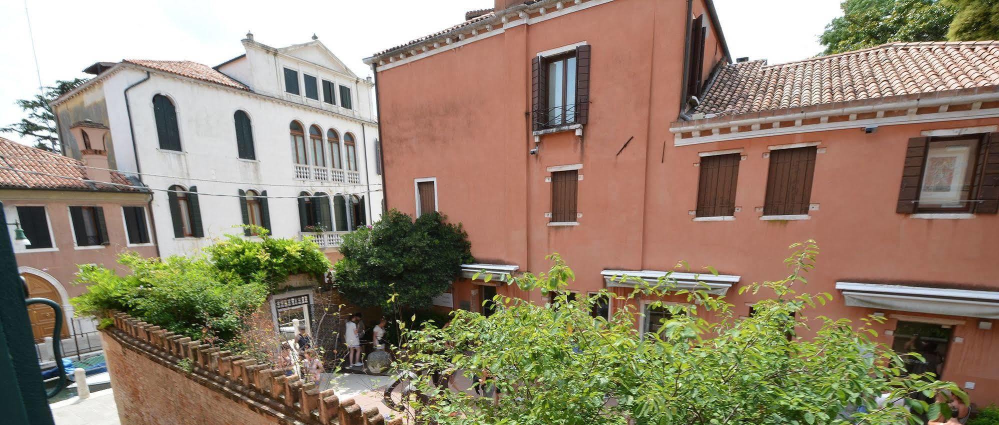 Peggy-Guggenheim Apartment Venice Exterior photo